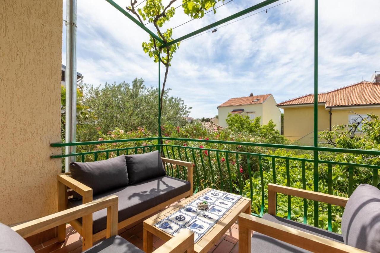 Home Away From Home With A Heated Pool Punat Εξωτερικό φωτογραφία