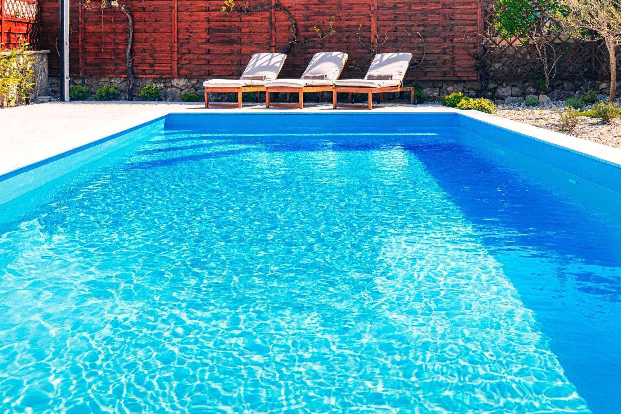 Home Away From Home With A Heated Pool Punat Εξωτερικό φωτογραφία