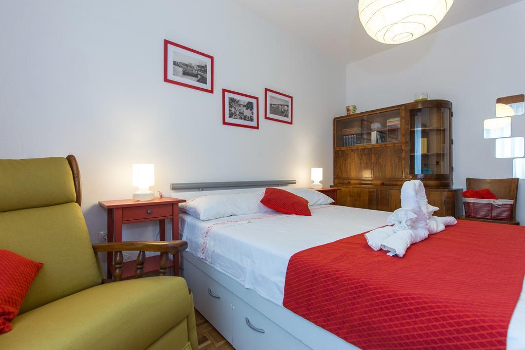 Home Away From Home With A Heated Pool Punat Εξωτερικό φωτογραφία