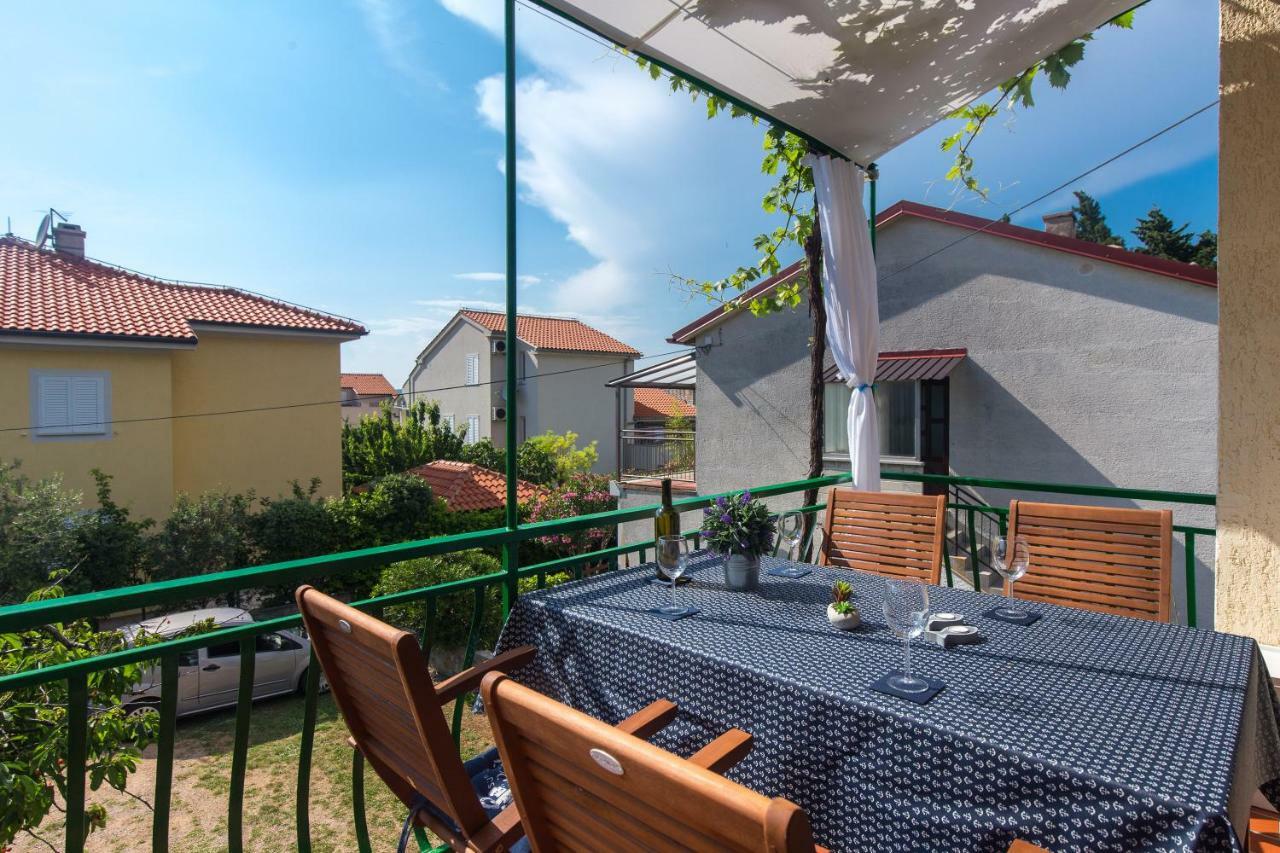 Home Away From Home With A Heated Pool Punat Εξωτερικό φωτογραφία